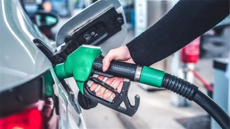 أسعار البنزين والسولار في محطات الوقود اليوم الجمعة