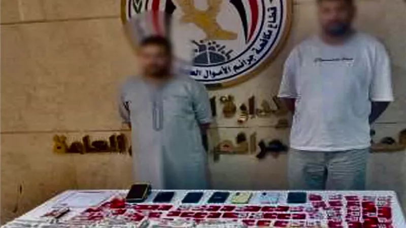 القبض علي نصابين استوليا على أموال سيدة بالإسماعيلية