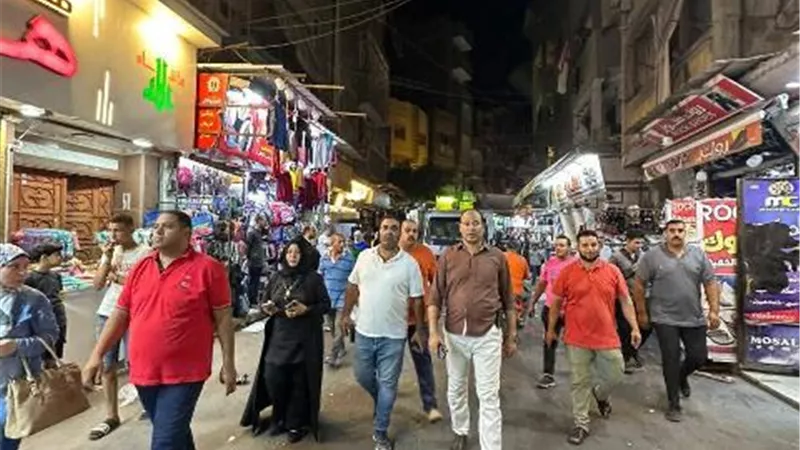 حملة مسائية مكبرة لرفع الإشغالات وإعادة الانضباط بشوارع دمياط