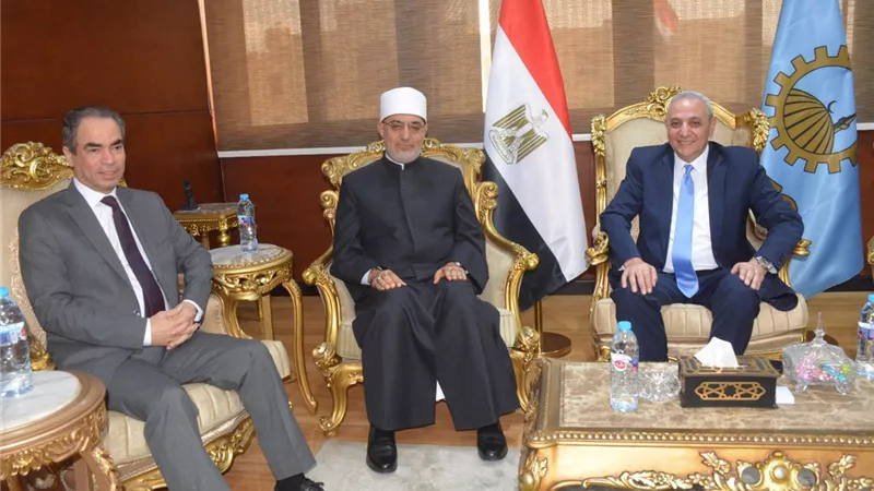 محافظ الغربية يستقبل وزير الأوقاف والمفتي ورئيس 