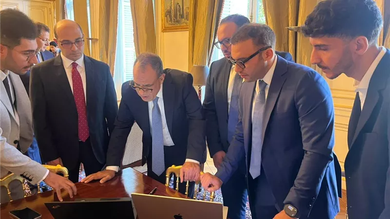 وزير الخارجية يشهد تدشين الموقع الالكترونى للقنصلية فى باريس