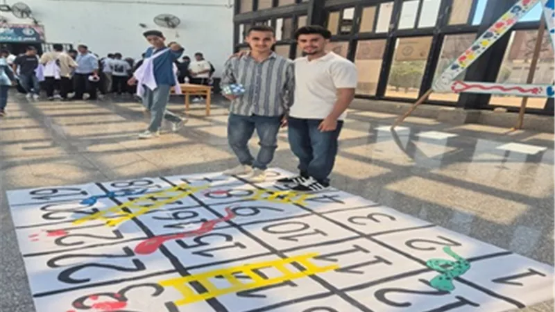 جامعة القناة تنظم حفل استقبال الطلاب الجدد بكلية الطب البيطري