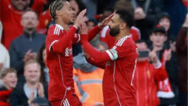 إيكتيكي يكشف الجانب الإنساني للنجم محمد صلاح