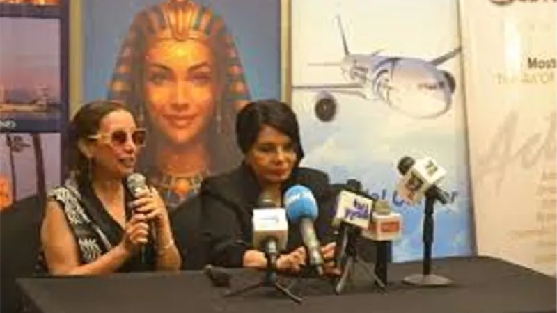 تكريم فردوس عبد الحميد بمهرجان الإسكندرية السينمائي الدولي