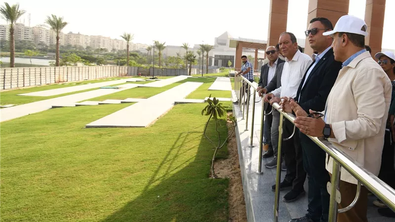 جولة ميدانية لوزير الإسكان داخل تلال الفسطاط التراثية .. صور