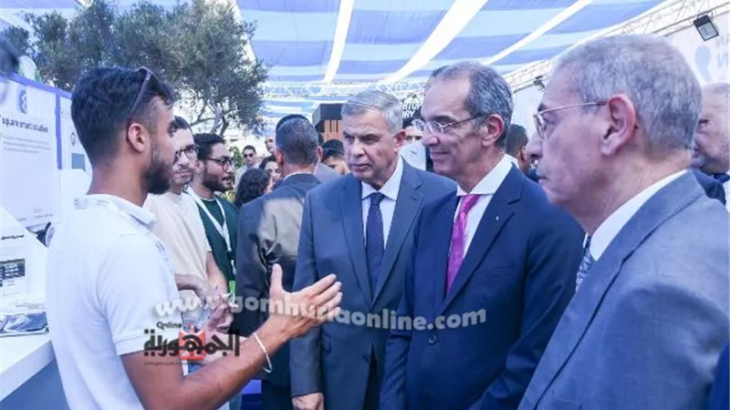 وزير الاتصالات ومحافظ الإسكندرية يفتتحان فعاليات مؤتمر