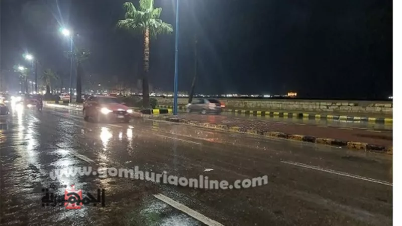 امطارغزيرة تفاجئ الاسكندرية ليلا