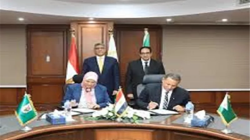 الجيزة توقع بروتوكول تعاون مع جامعة القاهرة لتعقيم الكلاب الضالة