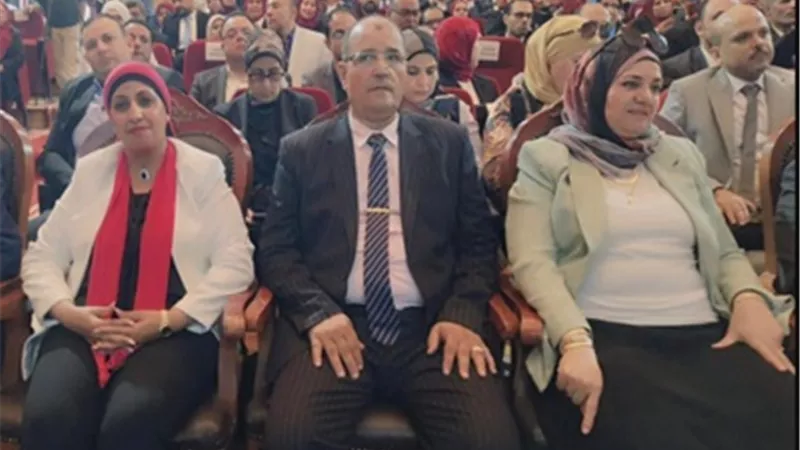 التعليم تُكرم 100 معلم مبدع في يومهم العالمي