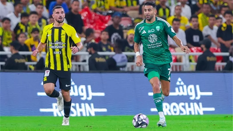 ديربي جدة.. موعد مباراة الأهلي والاتحاد في الدوري السعودي