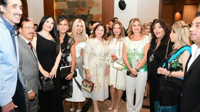 بكلمات رقيقة .. هالة صدقى تهنئ هانى رمزى بمناسبة زفاف نجله