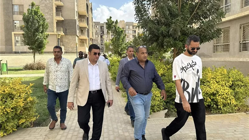 جولة ميدانية لرئيس جهاز القاهرة الجديدة داخل 