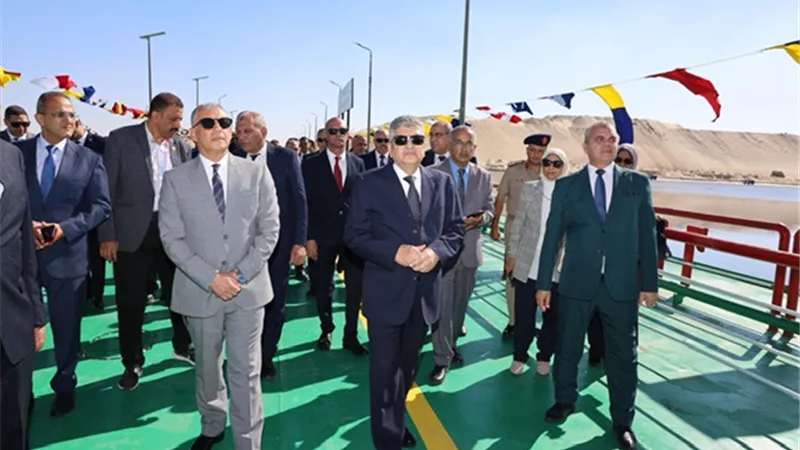 مصر تواصل ربط سيناء بالوادي في ذكرى أكتوبربافتتاح الكوبري العربي