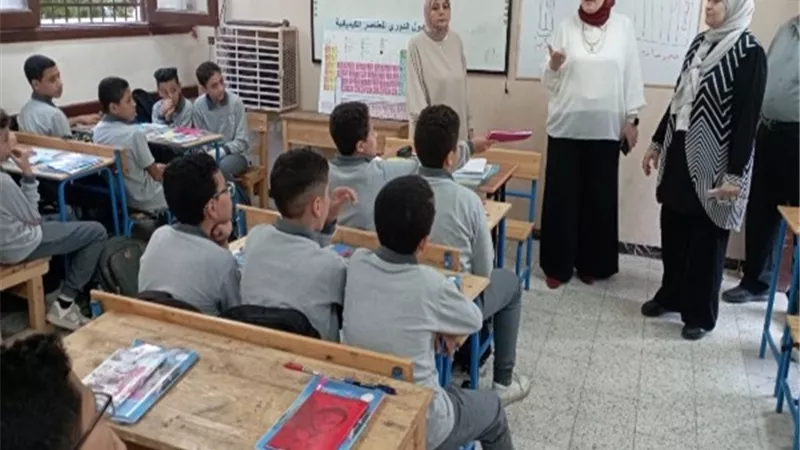 تعليم بني سويف:متابعة مستمرة لضمان الالتزام والانضباط داخل المداس