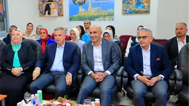 وزير التعليم ومحافظ الإسكندرية يطلقان ٩مدارس جديدة