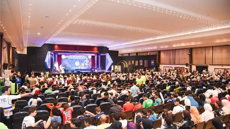 وزير الرياضة ومحافظ الأسكندرية يشهدان ندوة تثقيفية للشباب بابوقير