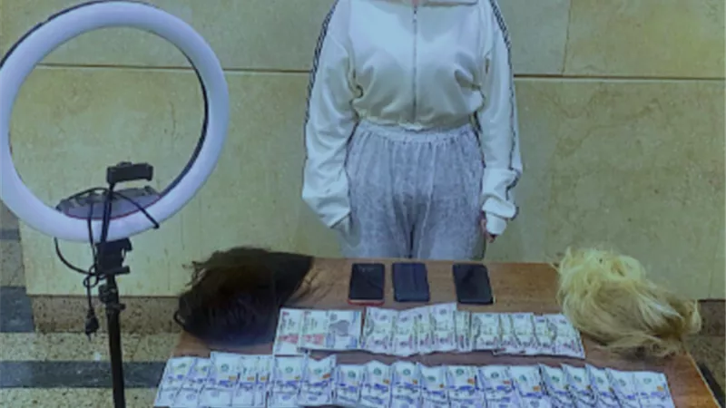 ضبط صانعة محتوى لنشرها فيديوهات والرقص بملابس خادشة للحياء