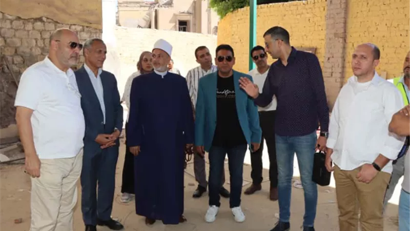 سكرتير بنى سويف يتفقد سيرالأعمال بمسجد السيدة حورية