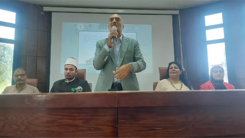 ادارة شباب المحافظة تناقش قضايا الابتزاز الالكترونى - التنمر