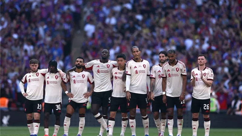 ليفربول يكشف آخر تطورات حالة مصابي الفريق