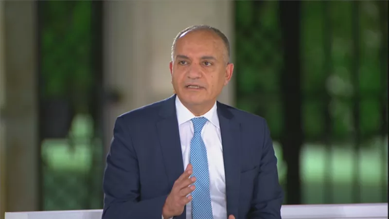 السفير الأردني: فوز العناني بمنصب مدير عام اليونسكو فخر للأمة العربية بأسرها