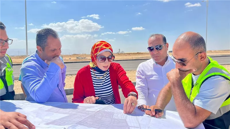 أسماء مخلوف: تنفيذ 2064 وحدة ورفع كفاءة التشطيبات بالسويس الجديد