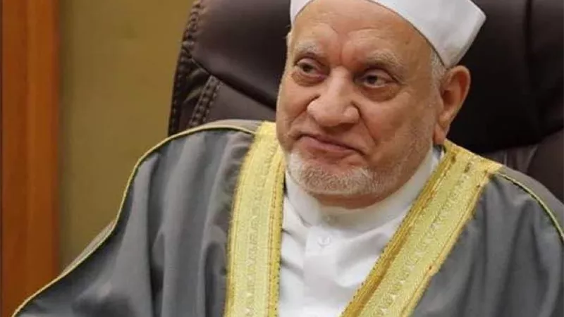 شيخ الأزهر ينعى عضو هيئة كبار العلماء الدكتور أحمد عمر هاشم