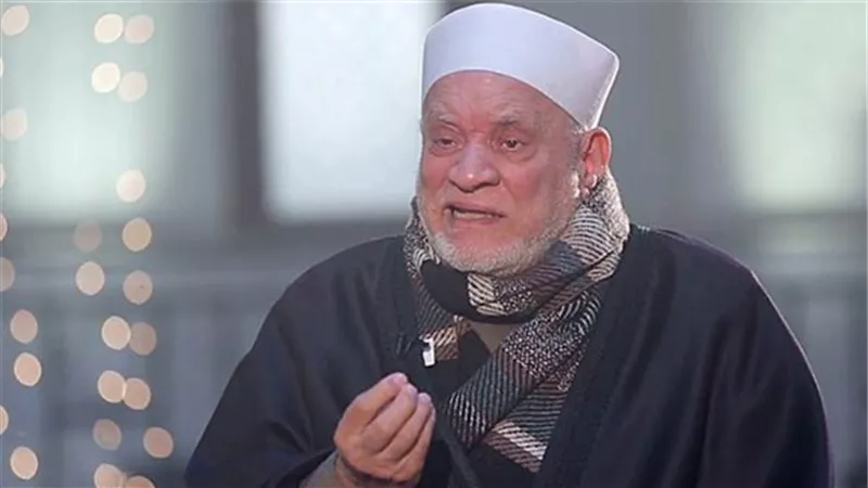 تشييع جنازة الدكتور أحمد عمر هاشم من الجامع الأزهر ظهر اليوم