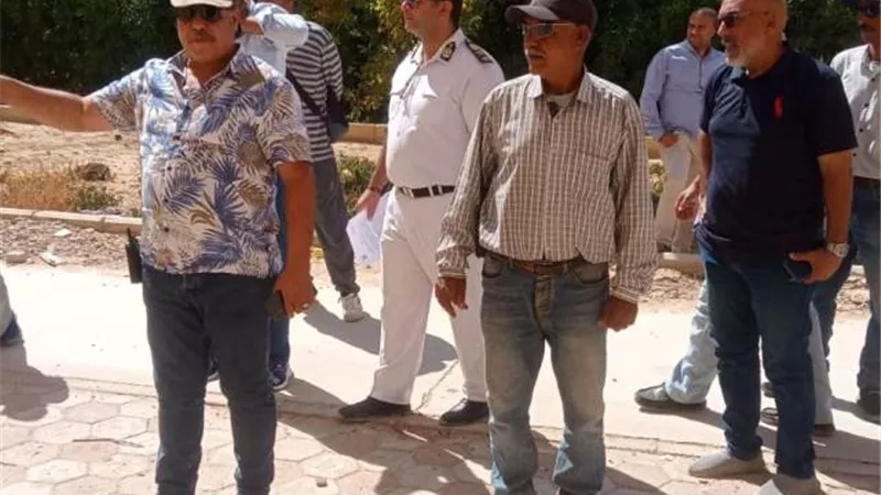جهاز مدينة بدر يسترد مصانع ومخبز ويغلق ويشمع 4 عمارات سكنية.. بالصور
