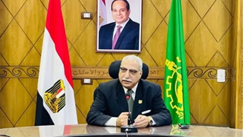 مدير تعليم القليوبية يعقد اجتماع موسع لتوجيه المكتبات والمشرفين