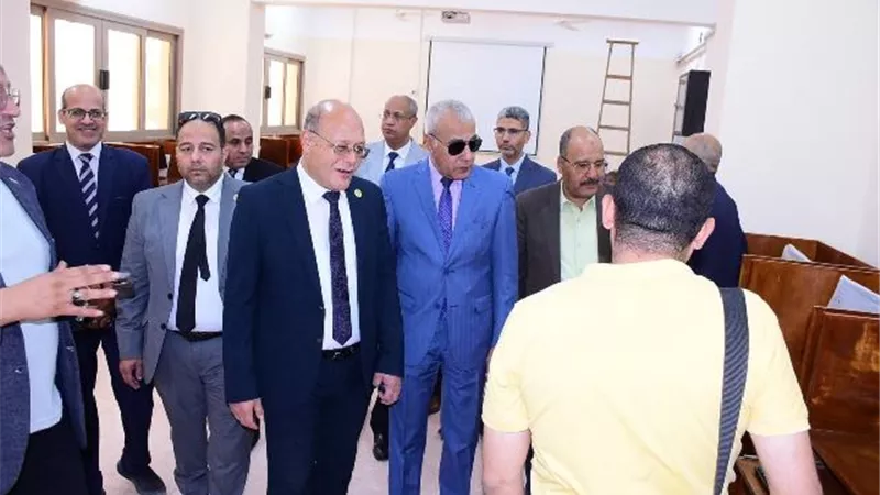 النعمانى:تقنية متطورة لمعامل الحاسب الآلى بجامعة سوهاج الأهلية