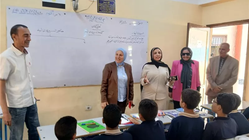 مدير تعليم القاهرة: إحياء ذكرى أكتوبر تجسيد لقيم التضحية والولاء للوطن