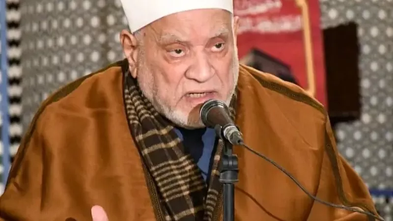 تعرف على أهم المحطات العلمية في حياة العلَّامة أ.د أحمد عمر هاشم