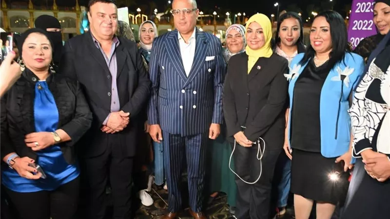 انطلاق مهرجان مصر الدولى لكنوز الابداع وسط هتافات وتصفيق حار من الجمهور