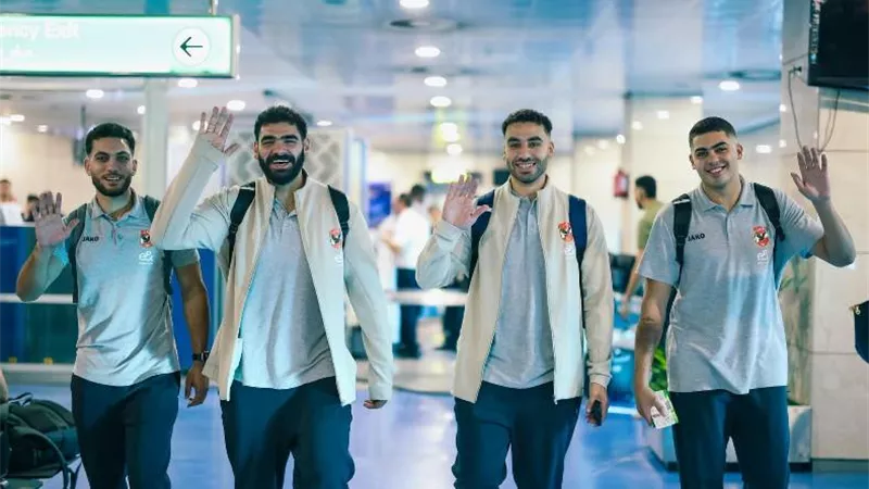 بعثة رجال يد الأهلي تغادر إلى المغرب للمشاركة ببطولة إفريقيا