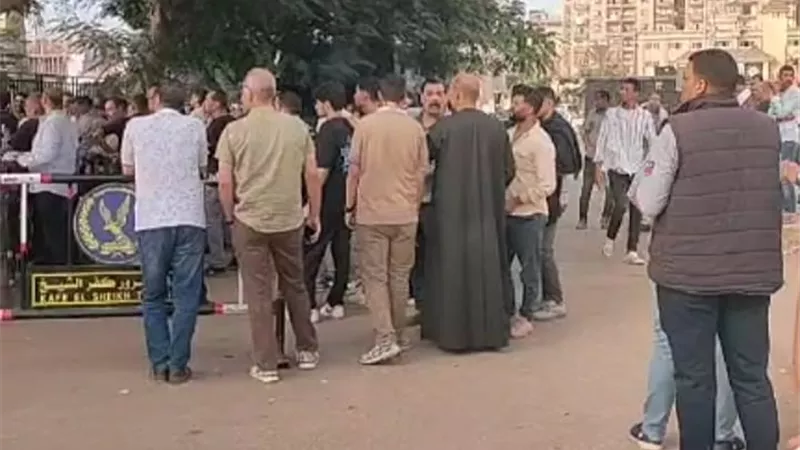 زحام فى اليوم الاول للتقديم لانتخابات مجلس النواب بكفر الشيخ