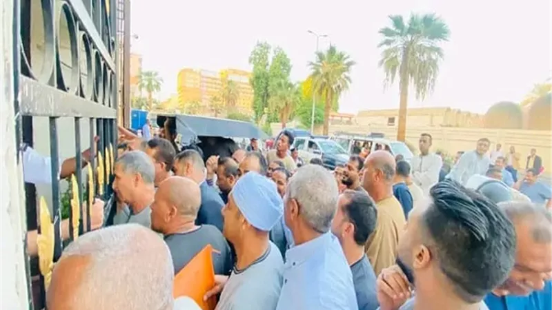 من أجل الرقم والرمز الأفضل زحام فى أول أيام الترشح للانتخابات