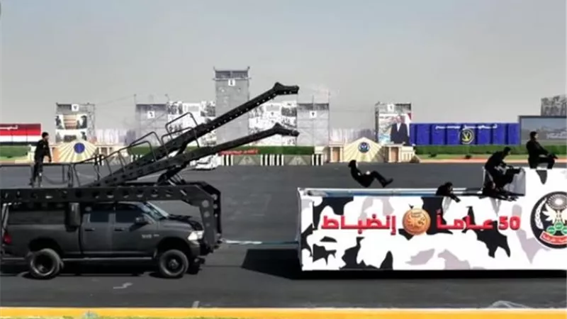 عروض قتالية مبهرة لطلبة الشرطة على جهاز 