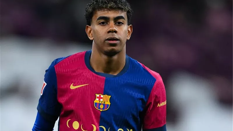 برشلونة يضع خطة لتجهيز يامال لمباراة الكلاسيكو