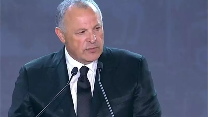 أبوريدة يتقدم بالتهنئة للرئيس السيسي علي تأهل منتخب مصر لكأس العالم