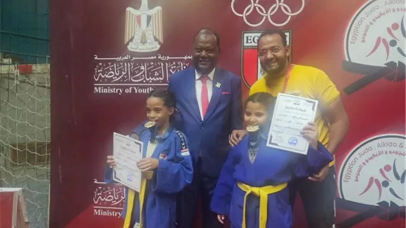 أبطال نادي الشمس باسوان يحصدون الميداليات الذهبية