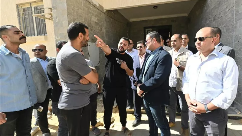 وزير الإسكان يتابع مشروعات 