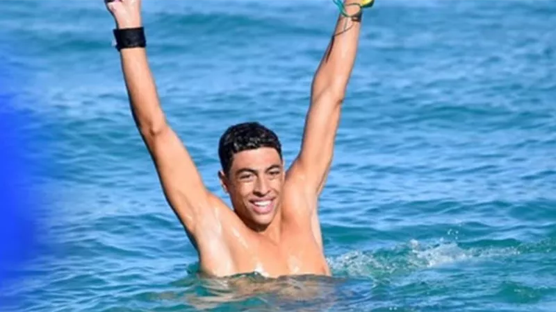 ياسين محمد يحصد ذهبية بطولة العالم للسباحة بالزعانف