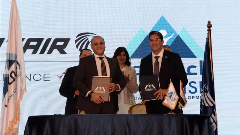 مصرللطيران توقع بروتوكول تعاون مع مؤسسةراعي مصرللتنمية