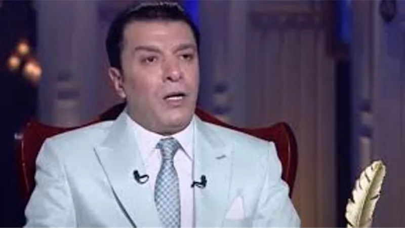 تعرض والدة مصطفى كامل لأزمة صحية.. تناولت جرعة أنسولين منتهي الصلاحية