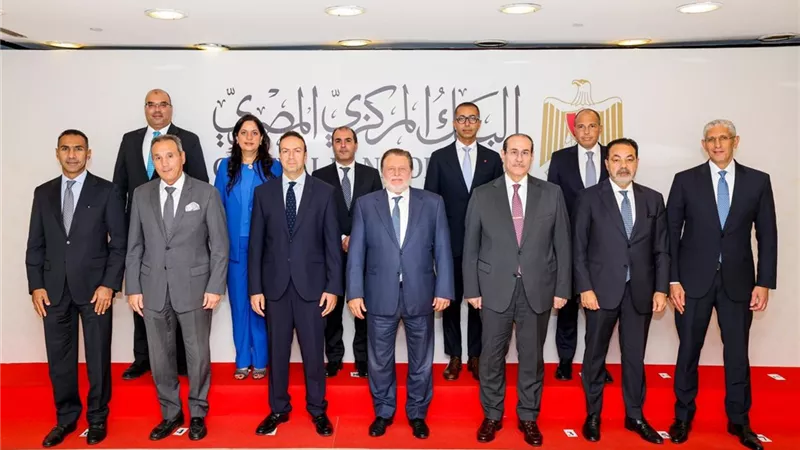 «المركزي» يطلق صندوق دعم وتطوير الجهاز المصرفي برئاسة المحافظ