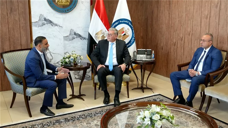 وزير البترول يبحث مع أركيوس إنرجي تعزيز الاستثمارات