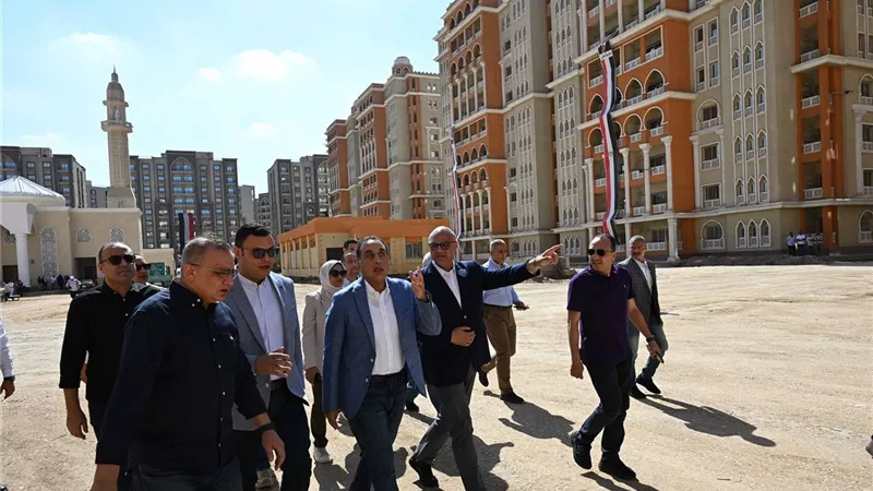 مدبولى يتابع الموقف التنفيذي لمشروع التطوير العمراني لعواصم المحافظات