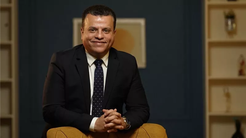 معجزة طبية مصرية.. طبيب عيون ينقذ بصر رضيع عمره 24 ساعة في جراحة تُعد الأولى من نوعها بالشرق الأوسط
