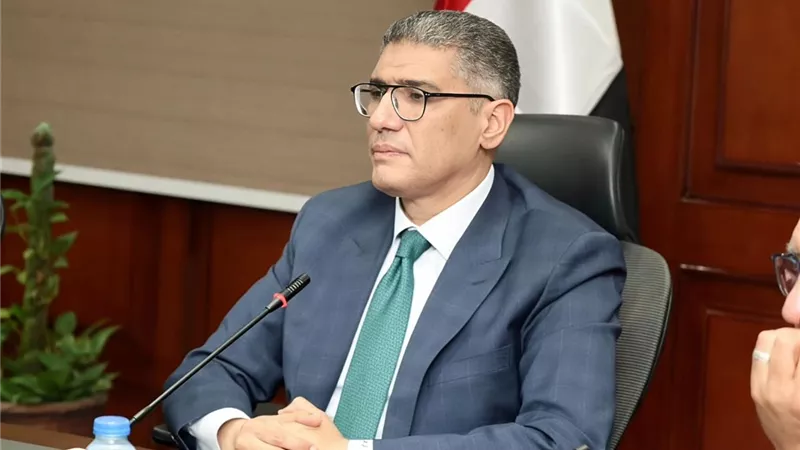 محافظ الجيزة: مشروعات محورية جديدة لدعم البنية التحتية